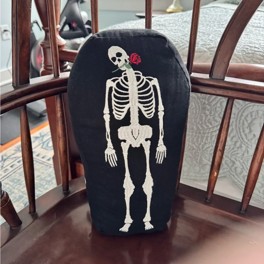 HALLOWEEN | coffin-shaped skeleton accent pillow